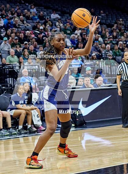Thumbnail 1 in Los Osos vs.Colfax (CIF State D3 Final) photogallery.