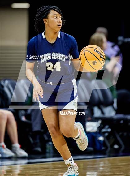 Thumbnail 1 in Los Osos vs.Colfax (CIF State D3 Final) photogallery.