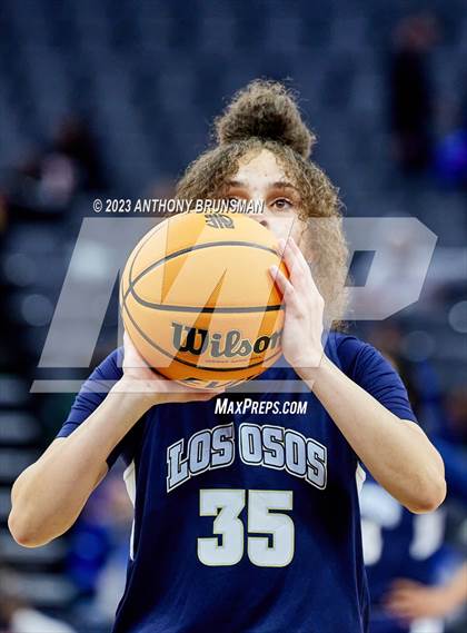 Thumbnail 1 in Los Osos vs.Colfax (CIF State D3 Final) photogallery.