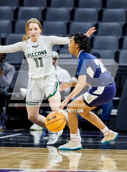 Thumbnail 1 in Los Osos vs.Colfax (CIF State D3 Final) photogallery.
