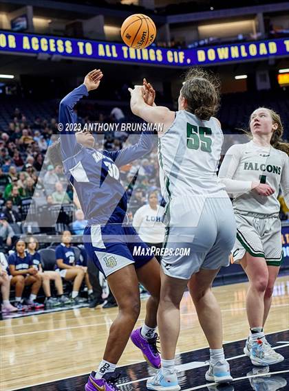 Thumbnail 2 in Los Osos vs.Colfax (CIF State D3 Final) photogallery.