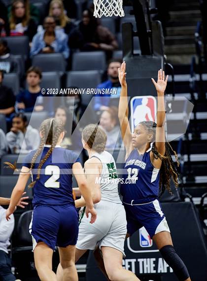 Thumbnail 2 in Los Osos vs.Colfax (CIF State D3 Final) photogallery.