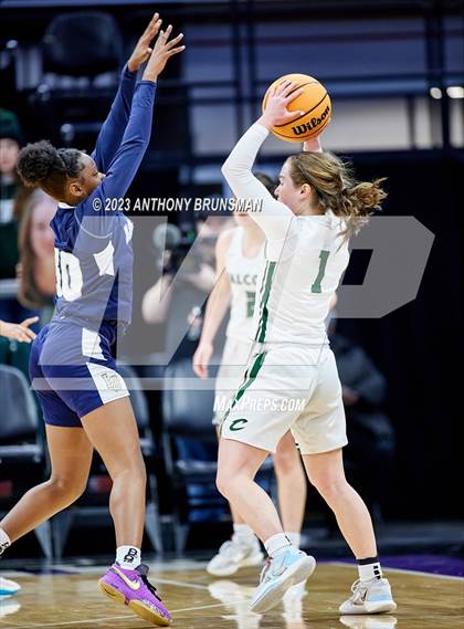 Thumbnail 1 in Los Osos vs.Colfax (CIF State D3 Final) photogallery.