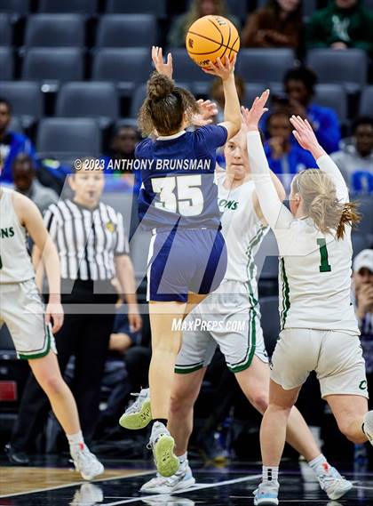 Thumbnail 2 in Los Osos vs.Colfax (CIF State D3 Final) photogallery.