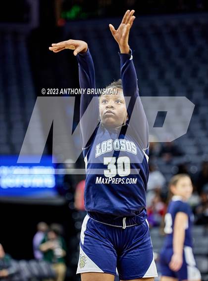 Thumbnail 1 in Los Osos vs.Colfax (CIF State D3 Final) photogallery.