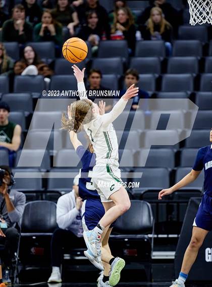 Thumbnail 3 in Los Osos vs.Colfax (CIF State D3 Final) photogallery.