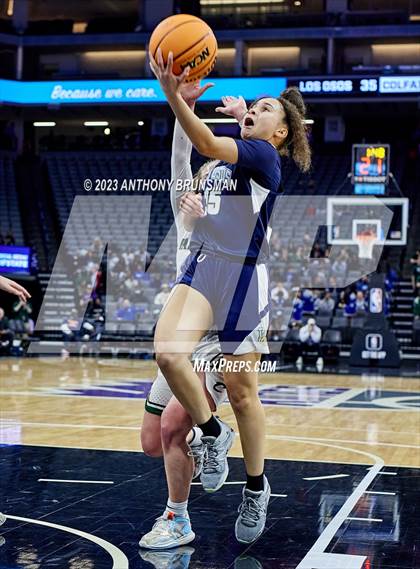 Thumbnail 2 in Los Osos vs.Colfax (CIF State D3 Final) photogallery.