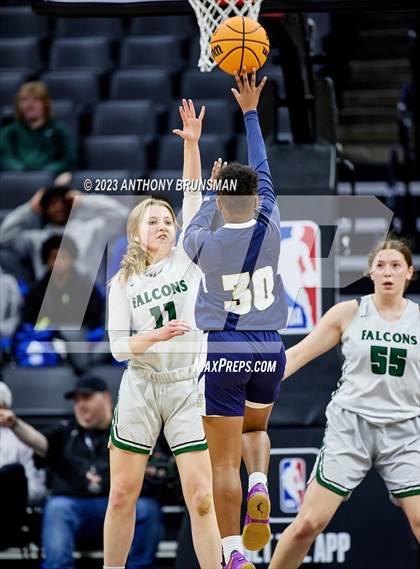 Thumbnail 3 in Los Osos vs.Colfax (CIF State D3 Final) photogallery.