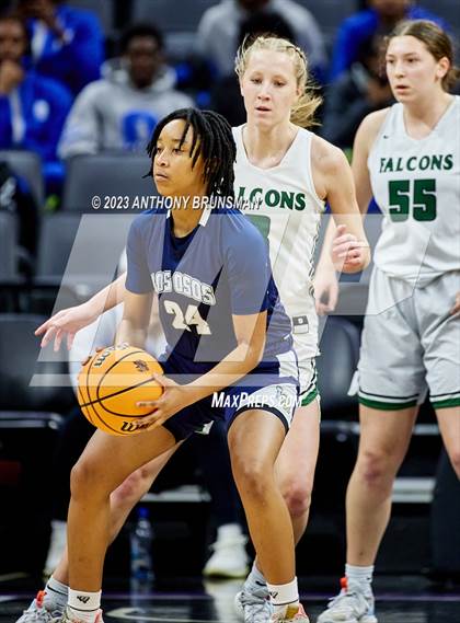 Thumbnail 1 in Los Osos vs.Colfax (CIF State D3 Final) photogallery.