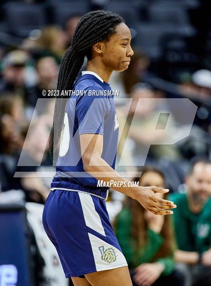 Thumbnail 2 in Los Osos vs.Colfax (CIF State D3 Final) photogallery.