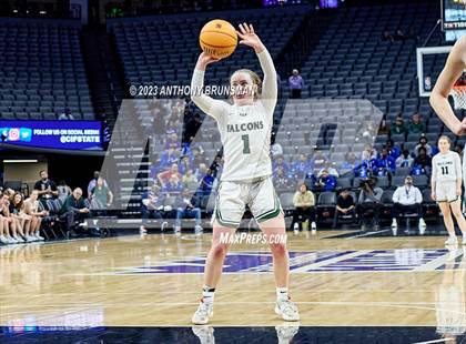 Thumbnail 3 in Los Osos vs.Colfax (CIF State D3 Final) photogallery.