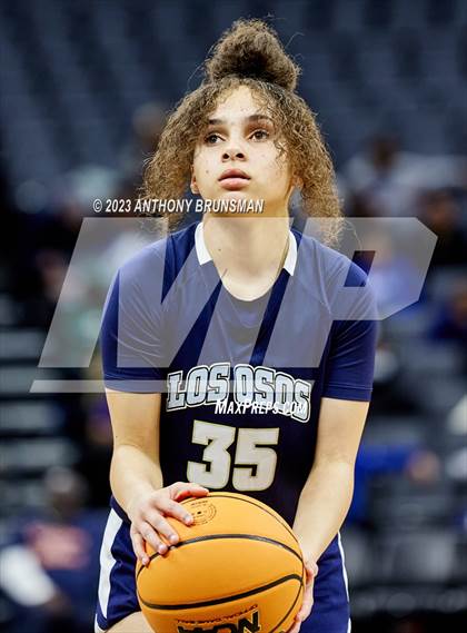 Thumbnail 2 in Los Osos vs.Colfax (CIF State D3 Final) photogallery.