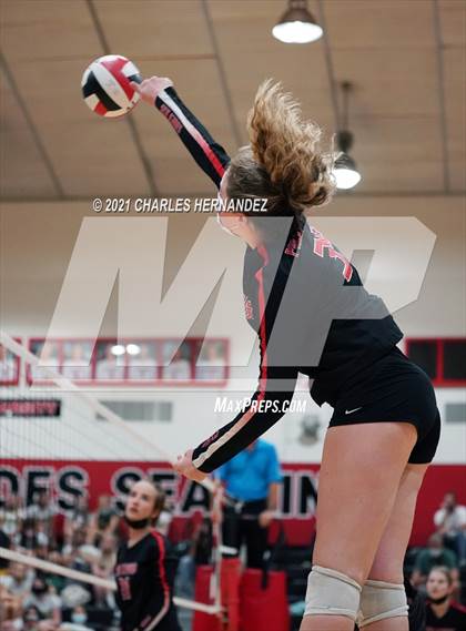 Thumbnail 1 in Mira Costa @ Palos Verdes photogallery.
