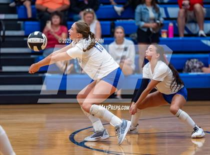 Thumbnail 2 in Roncalli @ Indianapolis Bishop Chatard photogallery.