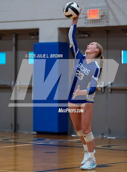Thumbnail 3 in Roncalli @ Indianapolis Bishop Chatard photogallery.