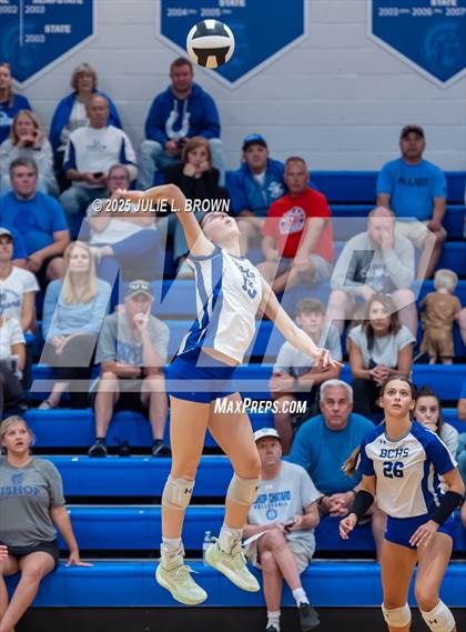 Thumbnail 1 in Roncalli @ Indianapolis Bishop Chatard photogallery.