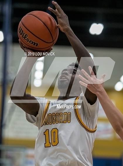 Thumbnail 1 in Alamogordo vs. Valencia ( Capital City Tournament ) photogallery.