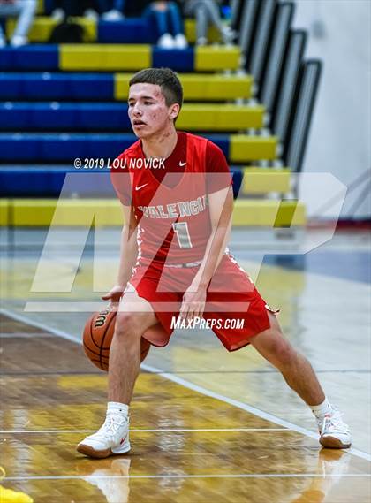 Thumbnail 2 in Alamogordo vs. Valencia ( Capital City Tournament ) photogallery.