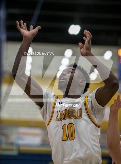 Thumbnail 2 in Alamogordo vs. Valencia ( Capital City Tournament ) photogallery.