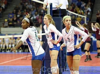 Thumbnail 2 in Doherty vs. Cherry Creek (CHSAA 5A Semifinal) photogallery.