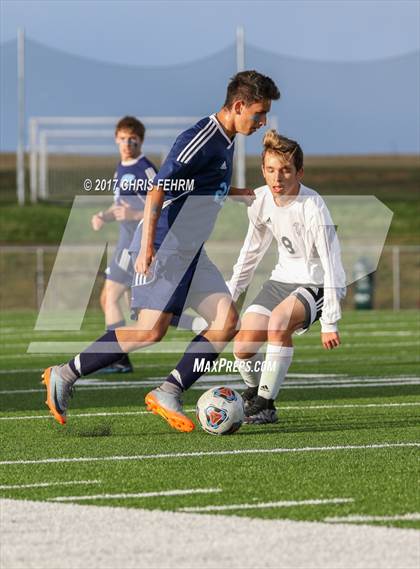 Thumbnail 3 in Widefield @ Falcon photogallery.