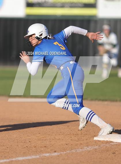 Thumbnail 3 in Live Oak @ Walker photogallery.