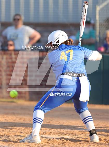Thumbnail 2 in Live Oak @ Walker photogallery.