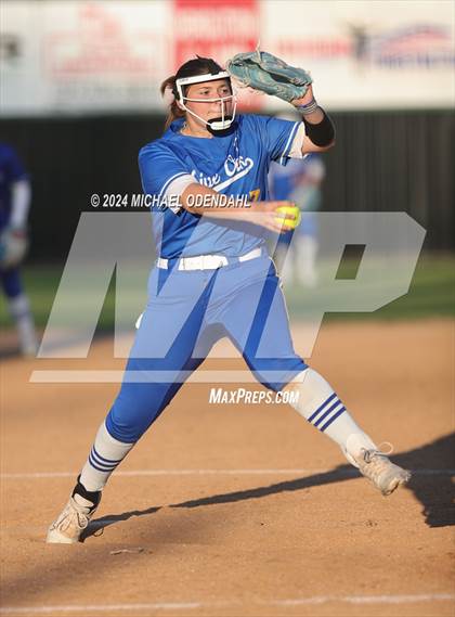 Thumbnail 1 in Live Oak @ Walker photogallery.