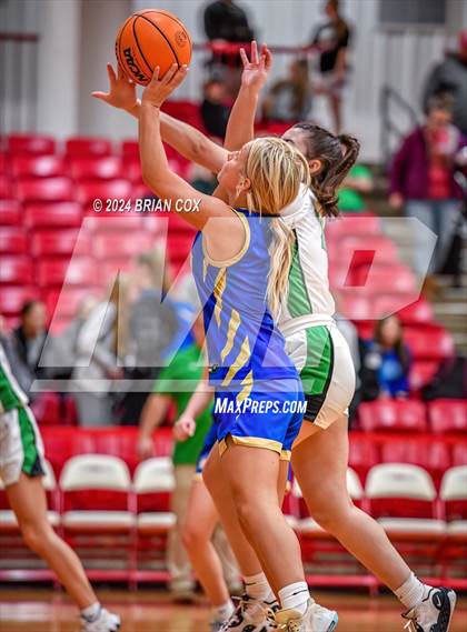 Thumbnail 3 in Thayer vs Harrison (I Want It Personalized Classic) photogallery.