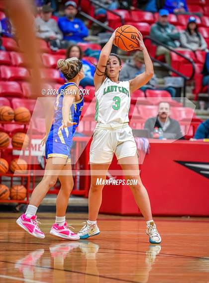 Thumbnail 3 in Thayer vs Harrison (I Want It Personalized Classic) photogallery.