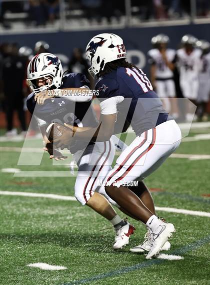 Thumbnail 2 in Butler @ Providence Day photogallery.