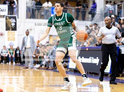 Thumbnail 2 in Myers Park vs Christ School (John Wall Holiday Invitational) photogallery.