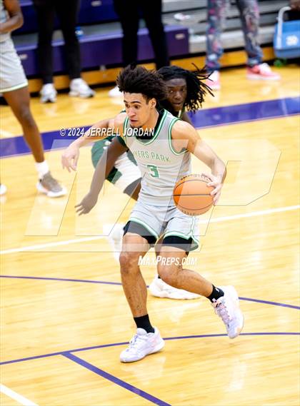 Thumbnail 3 in Myers Park vs Christ School (John Wall Holiday Invitational) photogallery.