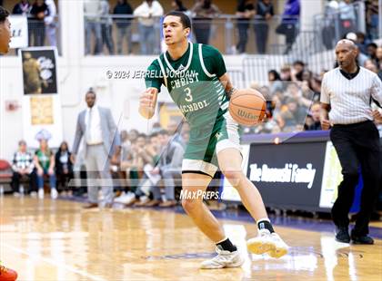 Thumbnail 1 in Myers Park vs Christ School (John Wall Holiday Invitational) photogallery.
