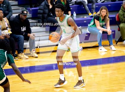 Thumbnail 1 in Myers Park vs Christ School (John Wall Holiday Invitational) photogallery.