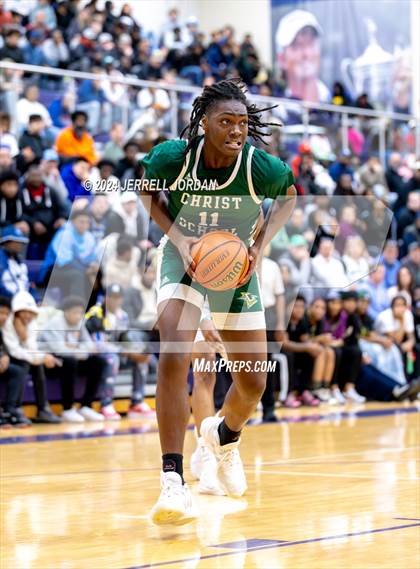Thumbnail 1 in Myers Park vs Christ School (John Wall Holiday Invitational) photogallery.