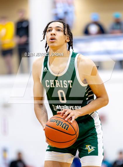 Thumbnail 1 in Myers Park vs Christ School (John Wall Holiday Invitational) photogallery.