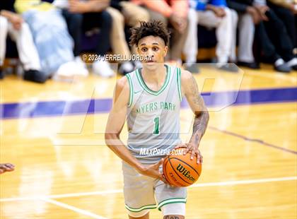 Thumbnail 2 in Myers Park vs Christ School (John Wall Holiday Invitational) photogallery.