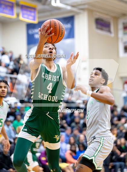 Thumbnail 3 in Myers Park vs Christ School (John Wall Holiday Invitational) photogallery.