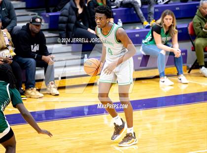 Thumbnail 2 in Myers Park vs Christ School (John Wall Holiday Invitational) photogallery.