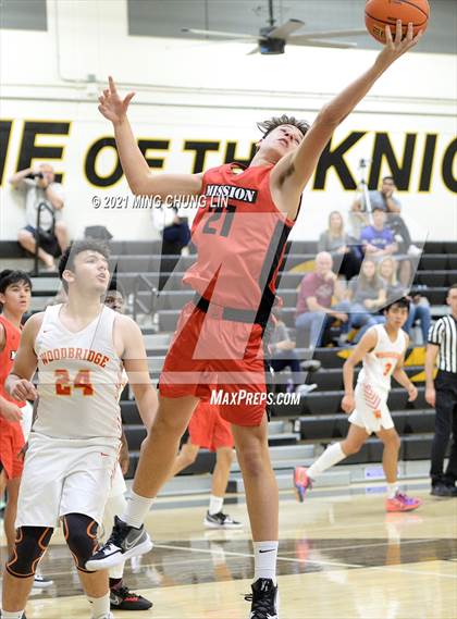 Thumbnail 1 in Mission Viejo vs. Woodbridge (Feast Week Tournament) photogallery.