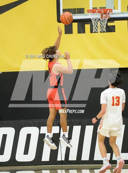 Thumbnail 1 in Mission Viejo vs. Woodbridge (Feast Week Tournament) photogallery.