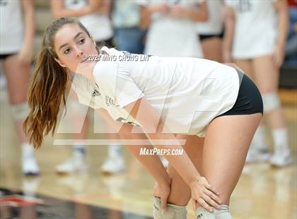 Thumbnail 2 in Villa Park vs. Fullerton (Tustin Tournament) photogallery.