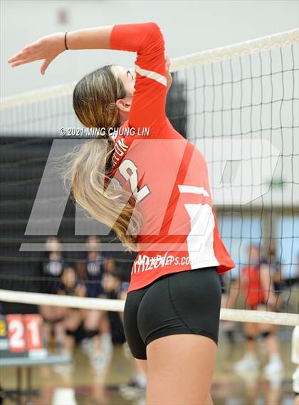 Thumbnail 2 in Villa Park vs. Fullerton (Tustin Tournament) photogallery.