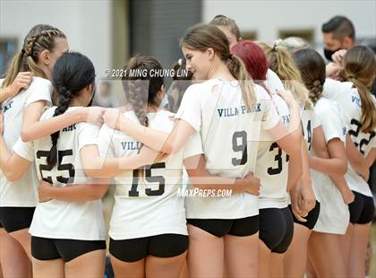 Thumbnail 2 in Villa Park vs. Fullerton (Tustin Tournament) photogallery.