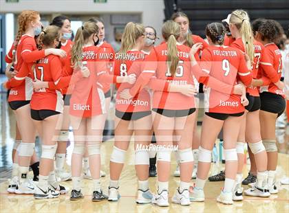 Thumbnail 3 in Villa Park vs. Fullerton (Tustin Tournament) photogallery.