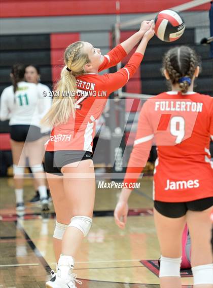 Thumbnail 2 in Villa Park vs. Fullerton (Tustin Tournament) photogallery.