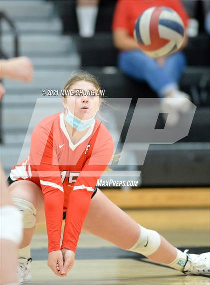 Thumbnail 1 in Villa Park vs. Fullerton (Tustin Tournament) photogallery.