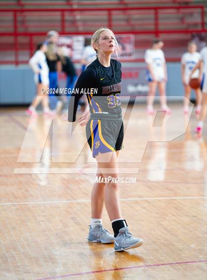 Thumbnail 1 in Bellbrook @ Miamisburg (OHSAA Southwest District Round 1 Sectionals) photogallery.