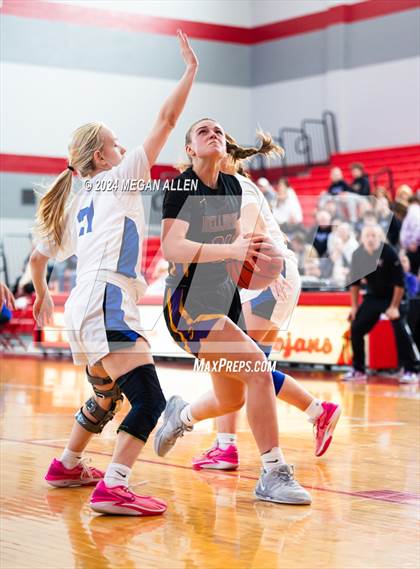 Thumbnail 3 in Bellbrook @ Miamisburg (OHSAA Southwest District Round 1 Sectionals) photogallery.